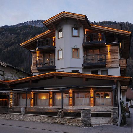 Hotel Viktoria & Landhaus Joggl Mayrhofen Exterior foto