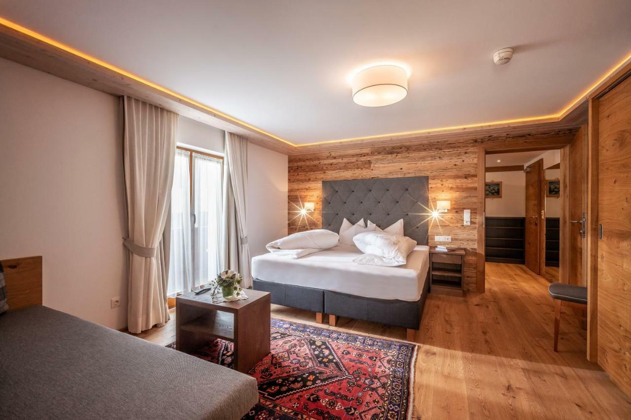 Hotel Viktoria & Landhaus Joggl Mayrhofen Cameră foto